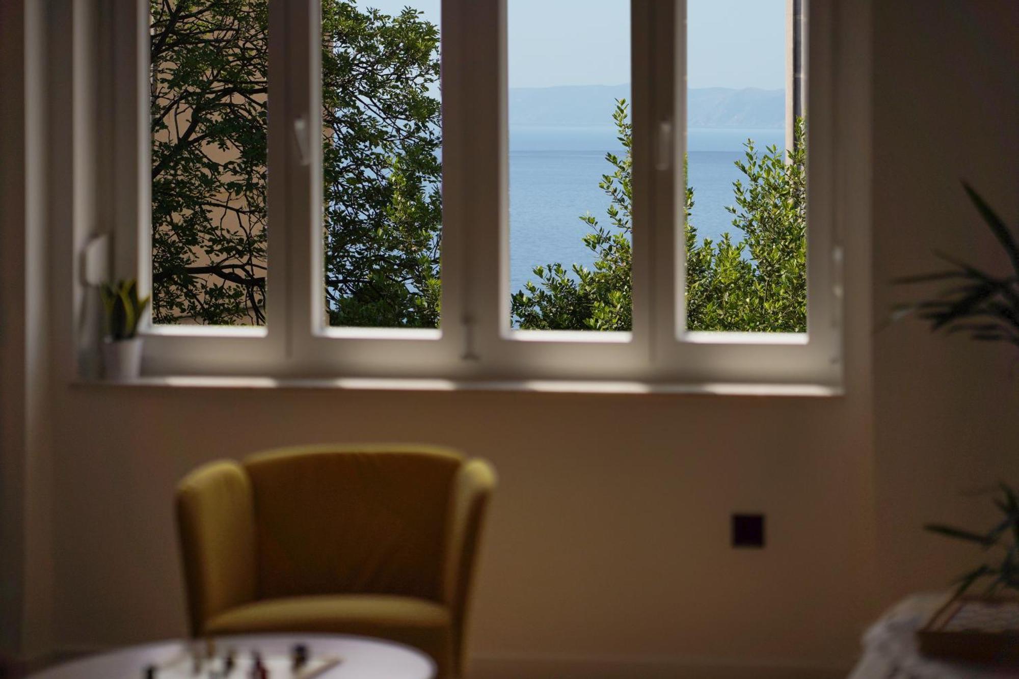 Fabula Near Beach, Fast Wi-fi, Two Bedrooms * Rijeka