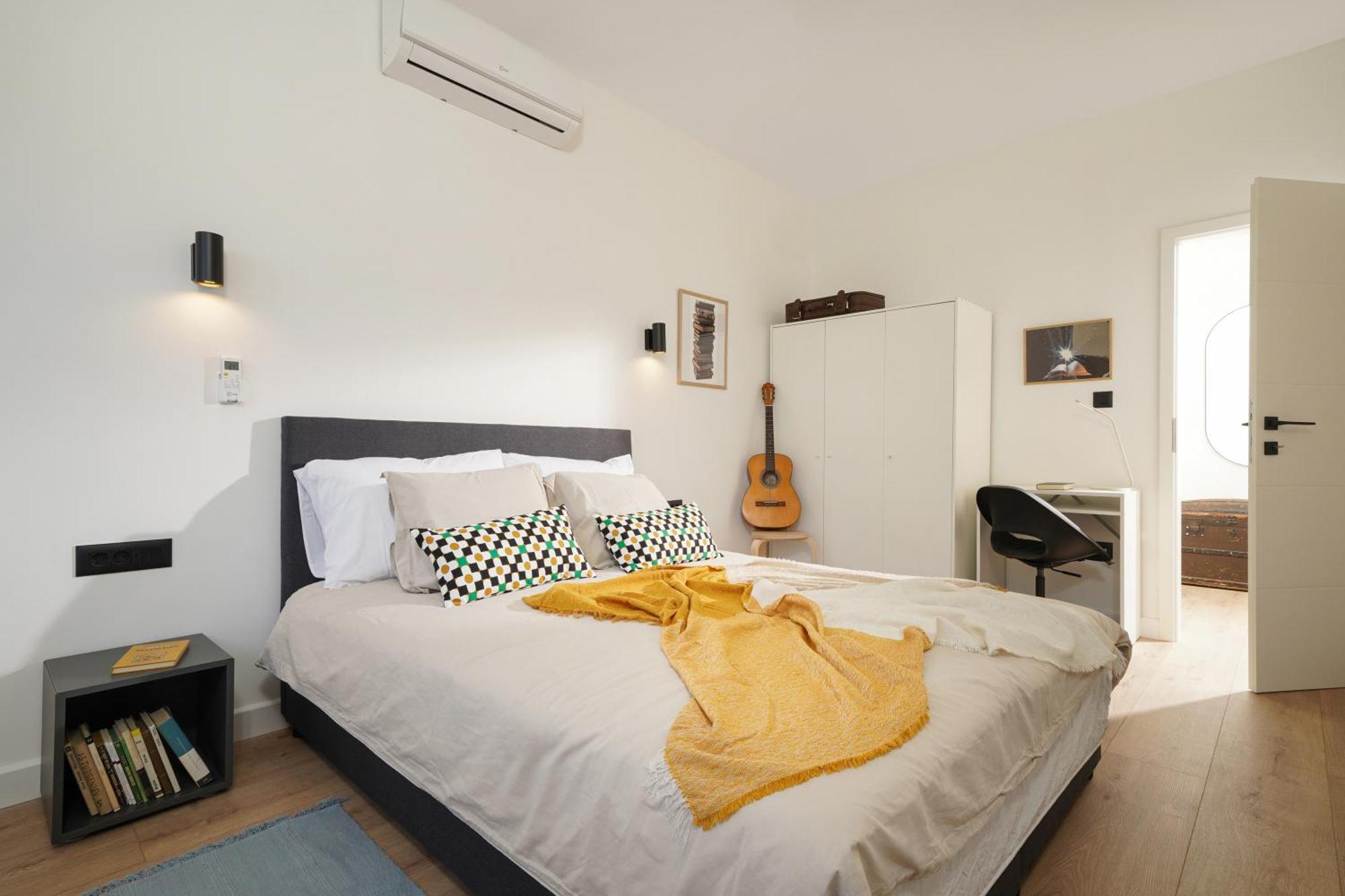 Fabula Near Beach, Fast Wi-fi, Two Bedrooms * Rijeka